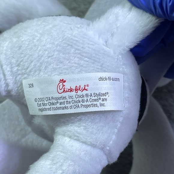 Chick fil A Cow Plush Toy Eat Mor Chikin Stuffed Animal 2002 Collectible - Picture 4 of 7